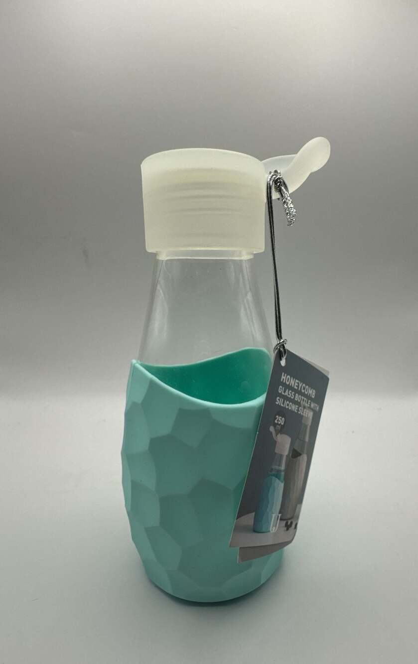 Honeycomb glass bottle with silicone sleeve 8.45 oz.